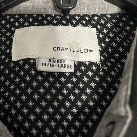 Boys button down shirt - Picture 2 of 4